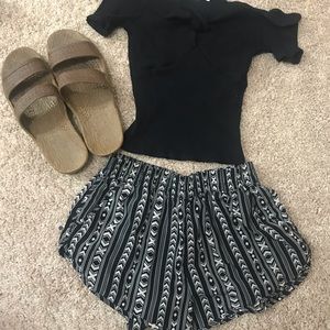 Black and White Forever 21 shorts
